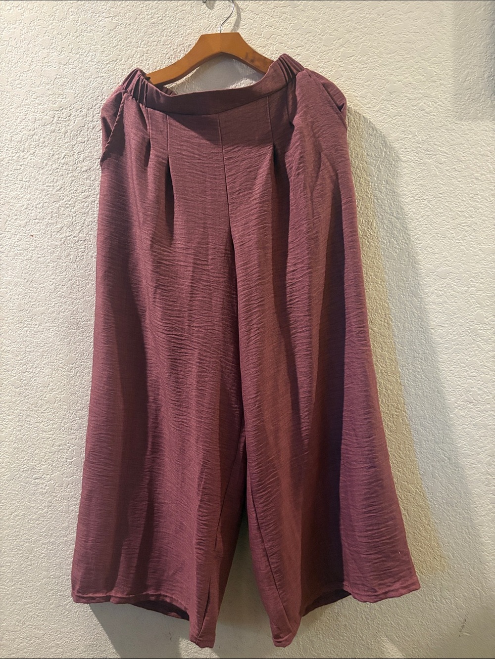 Wide-Leg Pull-On Pants pink in Dusty Mauve